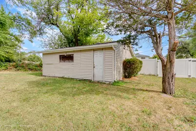 8821 S Princeton Avenue, Chicago, IL 60620 - Photo 21