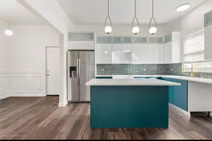 8821 S Princeton Ave, Chicago, IL 60620 - Photo 7