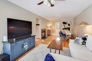 3017 Carlton Ct, Westchester, IL 60154 - Photo 5