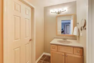 3017 Carlton Ct, Westchester, IL 60154 - Photo 15