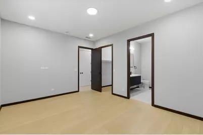 5830 N Lincoln Avenue #1S, Chicago, IL 60659 - Photo 11