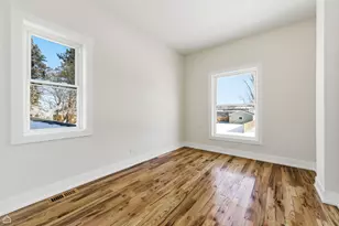 710 Greenbay Ave, Calumet City, IL 60409 - Photo 27