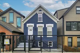 1732 W Beach Ave, Chicago, IL 60622 - Photo 1