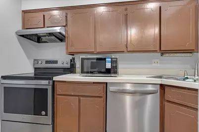 7830 W North Avenue #414, Elmwood Park, IL 60707 - Photo 11