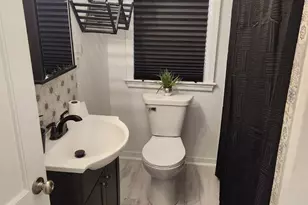 2342 17th Ave, Rockford, IL 61104 - Photo 13