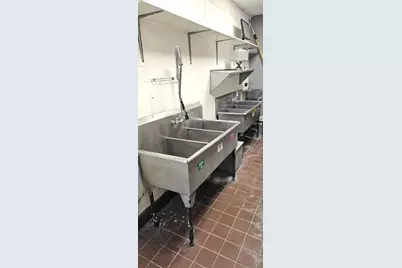 5725 N Northwest Highway, Chicago, IL 60630 - Photo 15