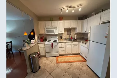 211 E Ohio Street #2425, Chicago, IL 60611 - Photo 13