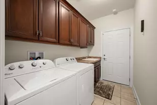 39W918 N Hathaway Ln, Geneva, IL 60134 - Photo 27