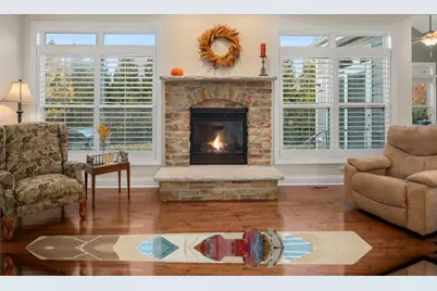 39W918 N Hathaway Lane, Geneva, IL 60134 - Photo 11