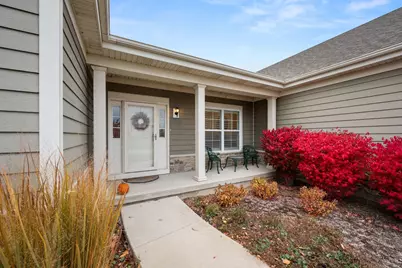 39W918 N Hathaway Lane, Geneva, IL 60134 - Photo 5