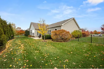 39W918 N Hathaway Lane, Geneva, IL 60134 - Photo 31