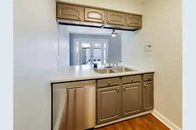 470 Ziegler Drive, Grayslake, IL 60030 - Photo 7