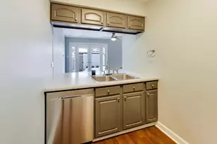 470 Ziegler Dr, Grayslake, IL 60030 - Photo 7