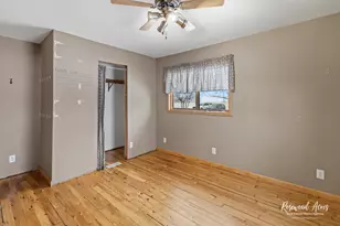 2373 E 3300 North Rd, Saint Anne, IL 60964 - Photo 13