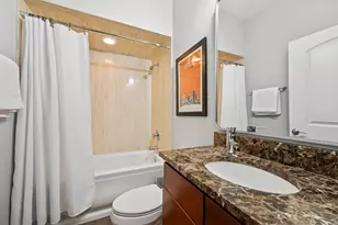 4743 N Clark St, Chicago, IL 60640 - Photo 13