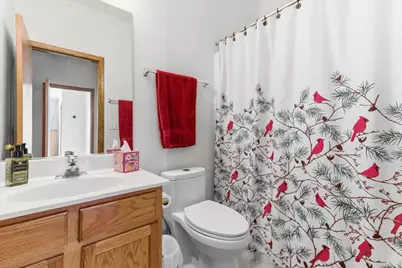 8 E Hague Drive, Antioch, IL 60002 - Photo 17