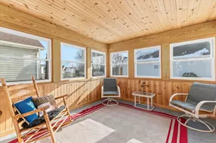 8 E Hague Dr, Antioch, IL 60002 - Photo 9