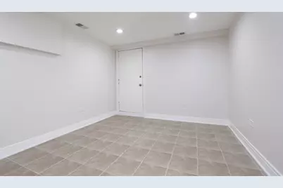 4248 N Damen Avenue #GARDEN, Chicago, IL 60618 - Photo 3