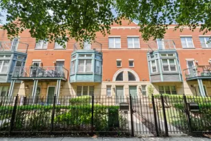 4518 S Woodlawn Ave, Chicago, IL 60615 - Photo 1