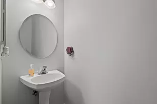 4518 S Woodlawn Ave, Chicago, IL 60615 - Photo 9