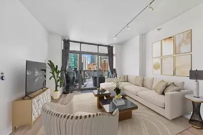 600 N Dearborn Avenue #805, Chicago, IL 60654 - Photo 3