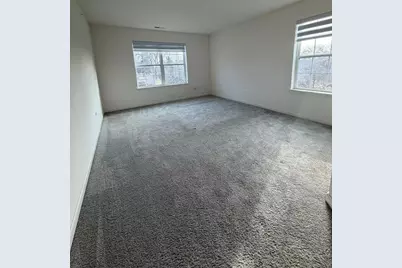 579 Bobby Ann Court, Roselle, IL 60172 - Photo 7