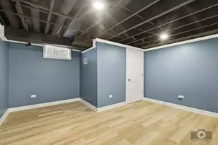 1017 N Main St, Wheaton, IL 60187 - Photo 23