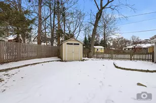 1017 N Main St, Wheaton, IL 60187 - Photo 29