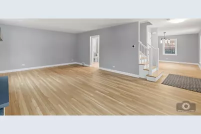 1017 N Main Street, Wheaton, IL 60187 - Photo 7