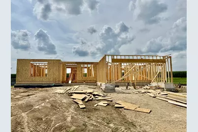 1927 Parkside Drive, Sycamore, IL 60178 - Photo 3