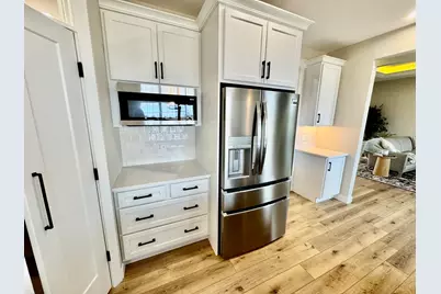 1927 Parkside Drive, Sycamore, IL 60178 - Photo 13
