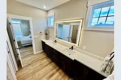1927 Parkside Drive, Sycamore, IL 60178 - Photo 23