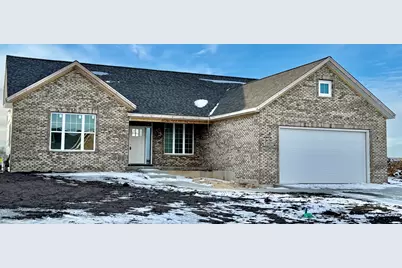 1927 Parkside Drive, Sycamore, IL 60178 - Photo 1