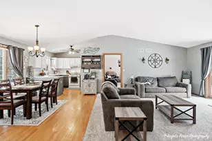 8413 Ramble Rd, Wonder Lake, IL 60097 - Photo 11