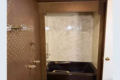 6247 N Kilpatrick Avenue, Chicago, IL 60646 - Photo 7