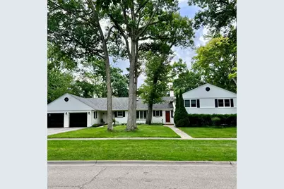 825 Highview Terrace, Lake Forest, IL 60045 - Photo 1