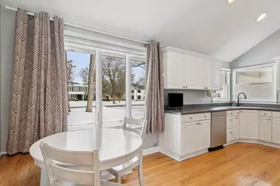 825 Highview Terrace, Lake Forest, IL 60045 - Photo 7