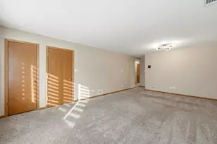 4311 N Grace St, Schiller Park, IL 60176 - Photo 3