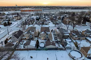 4311 N Grace St, Schiller Park, IL 60176 - Photo 25