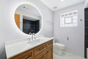 4311 N Grace St, Schiller Park, IL 60176 - Photo 9