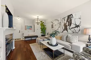 2314 Reflections Dr, Aurora, IL 60502 - Photo 3