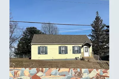 1212 2nd Avenue S, Clinton, IA 52732 - Photo 1