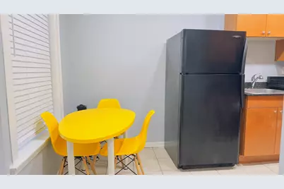 1411 W Farwell Avenue #E2, Chicago, IL 60626 - Photo 11