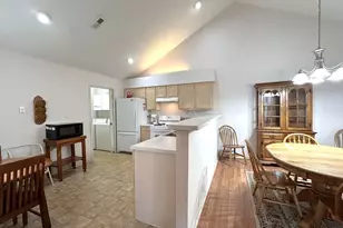 309 Steeplechase Cir, Bourbonnais, IL 60914 - Photo 11