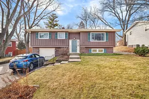 533 Hitchcock Ave, Lisle, IL 60532 - Photo 1