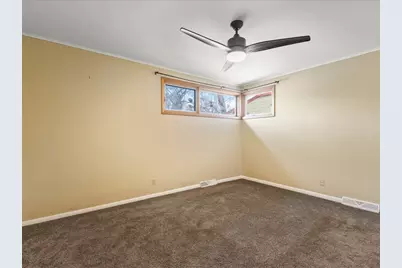 4701 Highcrest Road, Rockford, IL 61107 - Photo 17