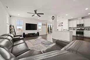 4172 Calder Ln, Aurora, IL 60504 - Photo 5