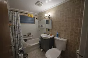 1424 Burnham Ave, Calumet City, IL 60409 - Photo 3