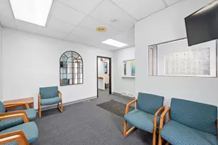 [Address not provided], Chicago, IL 60617 - Photo 5