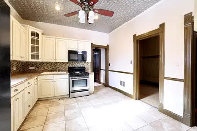 8733 S Buffalo Avenue, Chicago, IL 60617 - Photo 7